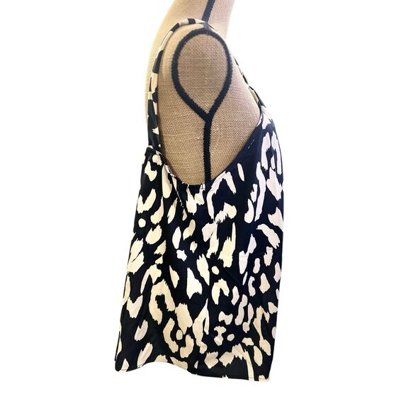 Shein Curve Halter Top Sleeveless Size 1X 14 Twist Neck All Over Animal Print - Picture 7 of 11